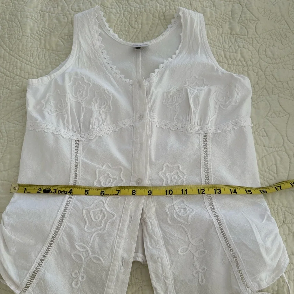 Giocam Peruvian Cotton Embroidered Vest Top M Boho Cottagecore Button Front - Picture 9 of 9